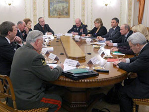 На жилье для ветеранов Великой Отечественной в 2011-м выделят 10 млрд рублей Уполномоченный по правам человека в Калужской области