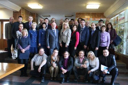 В Калуге власти и журналисты обсудили вопросы коммуникации по гамбургскому счету Уполномоченный по правам человека в Калужской области