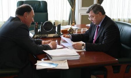 Губернатору представлен ежегодный доклад Уполномоченного за 2011 год Уполномоченный по правам человека в Калужской области