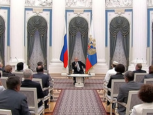 Владимир Путин на вопрос Юрия Зельникова: у нас с вами есть уникальный исторический шанс кардинальным образом поменять ситуацию обеспечения граждан России жильем в ближайшие лет 10 Уполномоченный по правам человека в Калужской области
