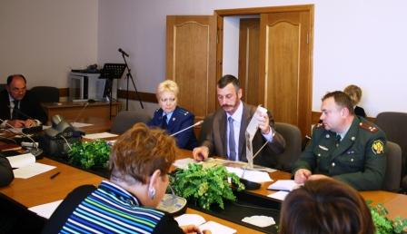 Координационный Совет при Губернаторе Калужской области по правовому воспитанию (правовому всеобучу) населения Калужской области Уполномоченный по правам человека в Калужской области