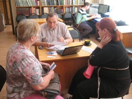 В городе Юхнов 21 августа 2015 года проведены бесплатные юридические консультации Уполномоченный по правам человека в Калужской области