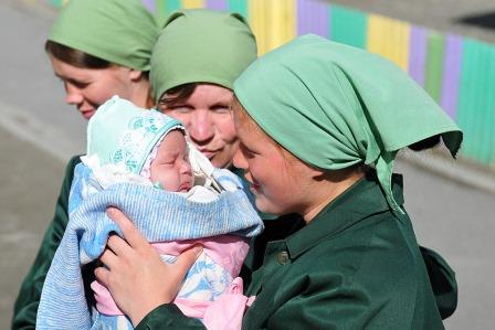 Положены ли социальные пособия малышу, находящемуся в СИЗО вместе с мамой? Уполномоченный по правам человека в Калужской области