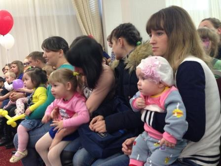 В Калуге поздравили молодых мам Уполномоченный по правам человека в Калужской области