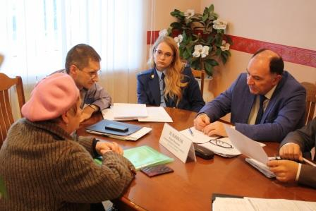 Уполномоченный по правам человека в Калужской области посетил с рабочим визитом г. Кондрово Уполномоченный по правам человека в Калужской области