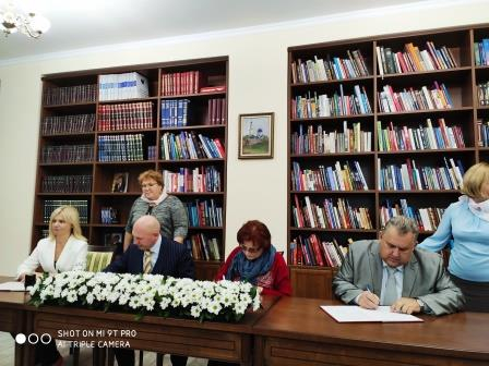 Юрий Зельников побывал на открытии Калужского ресурсного центра поддержки НКО в сфере культуры и искусства Уполномоченный по правам человека в Калужской области