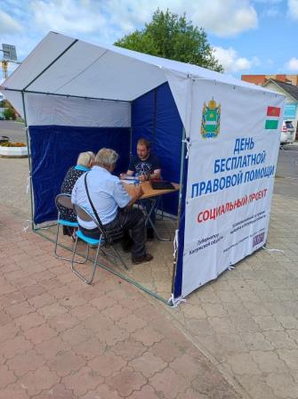 Жилье ветеранам боевых действий, получение гражданства и расчет пенсии – о том, что наболело, жители Малоярославца спрашивали юристов Уполномоченного Уполномоченный по правам человека в Калужской области