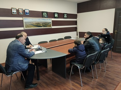Уполномоченный разбирал проблемы беженцев и земельные споры Уполномоченный по правам человека в Калужской области
