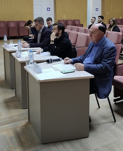 Юрий Зельников «пожурил» студентов Уполномоченный по правам человека в Калужской области