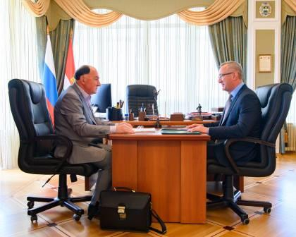 18 мая состоялась рабочая встреча Губернатора Калужской области Владислава Шапши с калужским уполномоченным по правам человека Уполномоченный по правам человека в Калужской области