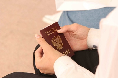 ЖДАТЬ ПАСПОРТ ГРАЖДАНИНА РОССИИ ПРИШЛОСЬ БОЛЬШЕ ТРЕХ МЕСЯЦЕВ Уполномоченный по правам человека в Калужской области