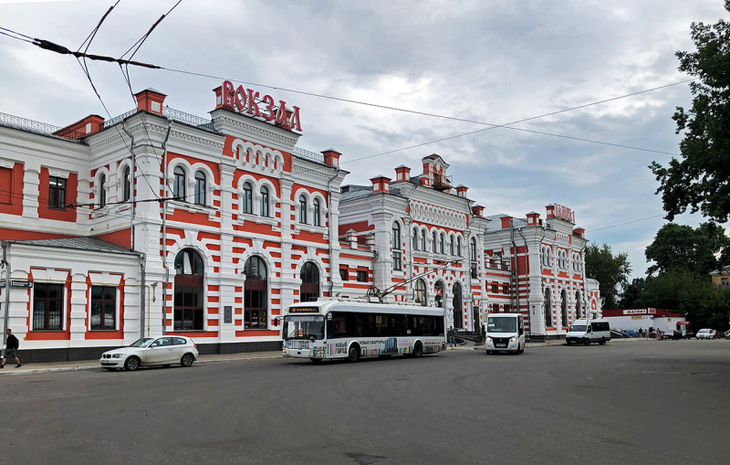 Коляску тащили на руках: омбудсман добился проверки на вокзале Калуга-1 Уполномоченный по правам человека в Калужской области