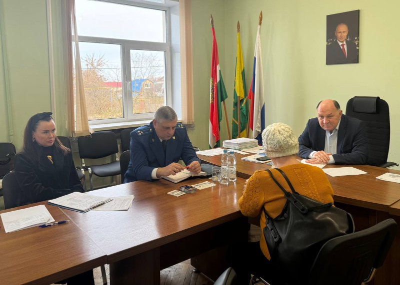 Диалог продолжается: Мещовск стал финальной точкой осенних поездок Уполномоченный по правам человека в Калужской области