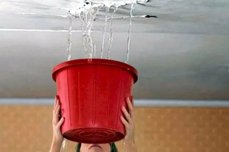 Крыша без угроз: Уполномоченный помог разобраться с аварийной крышей Уполномоченный по правам человека в Калужской области