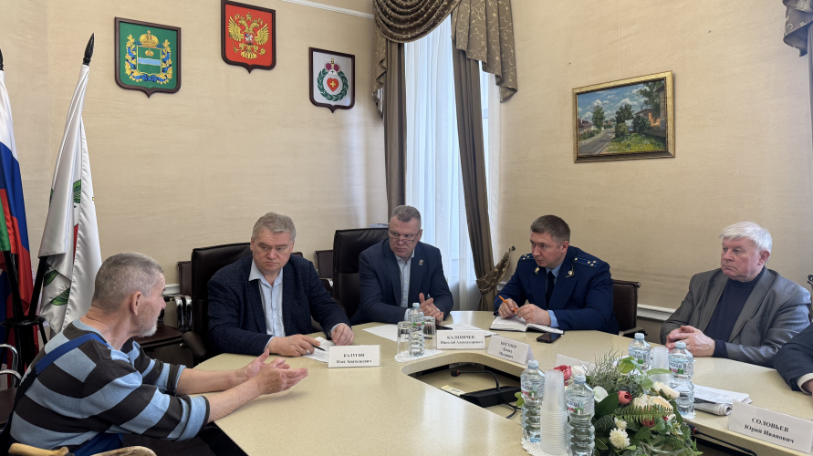 Сигналы с мест: с какими проблемами пришли жители Боровска Уполномоченный по правам человека в Калужской области