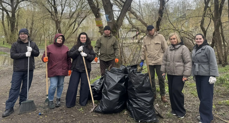 Холод не помеха: в Калуге вышли на субботник и сделали город чище Уполномоченный по правам человека в Калужской области