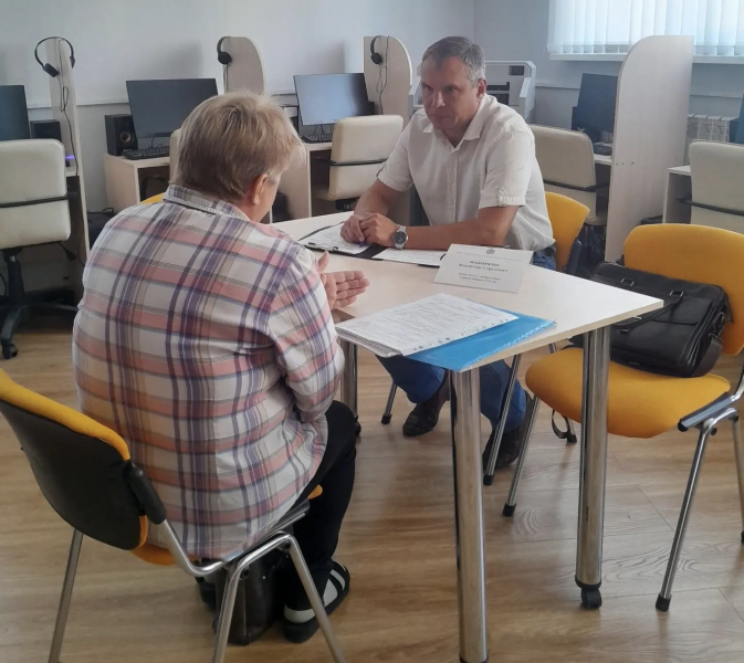За советом к специалисту: в Сухиничах прошел прием граждан Уполномоченный по правам человека в Калужской области