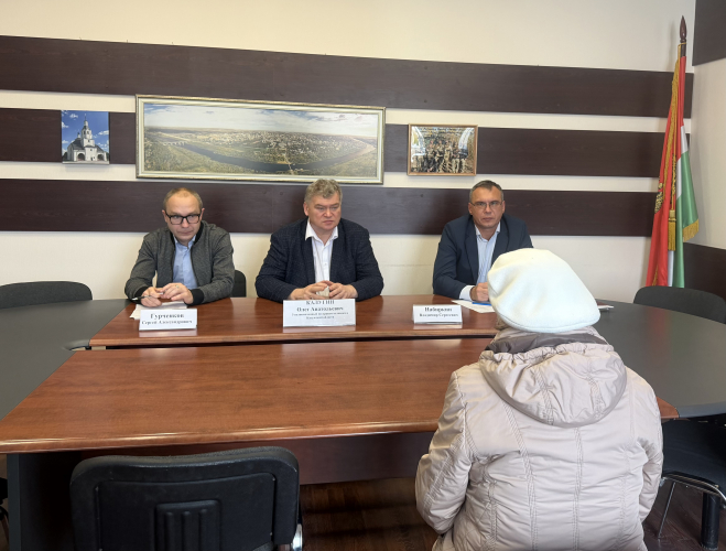 У каждой ситуации свой путь решения: Уполномоченный встретился с жителями Калуги Уполномоченный по правам человека в Калужской области