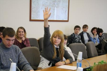Победителем областного конкурса научных работ студентов «Права человека и будущее России» стал Леонид Жаворонков Уполномоченный по правам человека в Калужской области